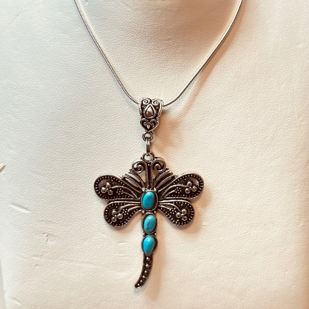 925 Sterling Silver Chain Dragonfly Pendant w/Oval Dyed Howlite Stones Handmade